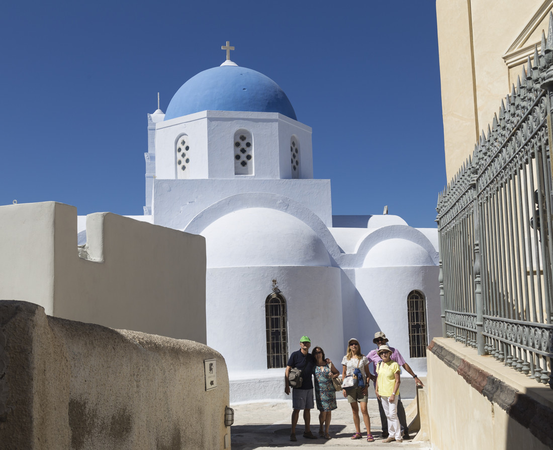 Pyrgos. Cúpulas azules